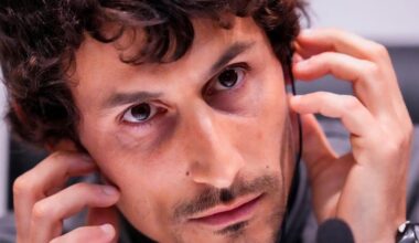 Eintracht Frankfurt hires Spanish coach Albert Riera from Slovenian league leader |