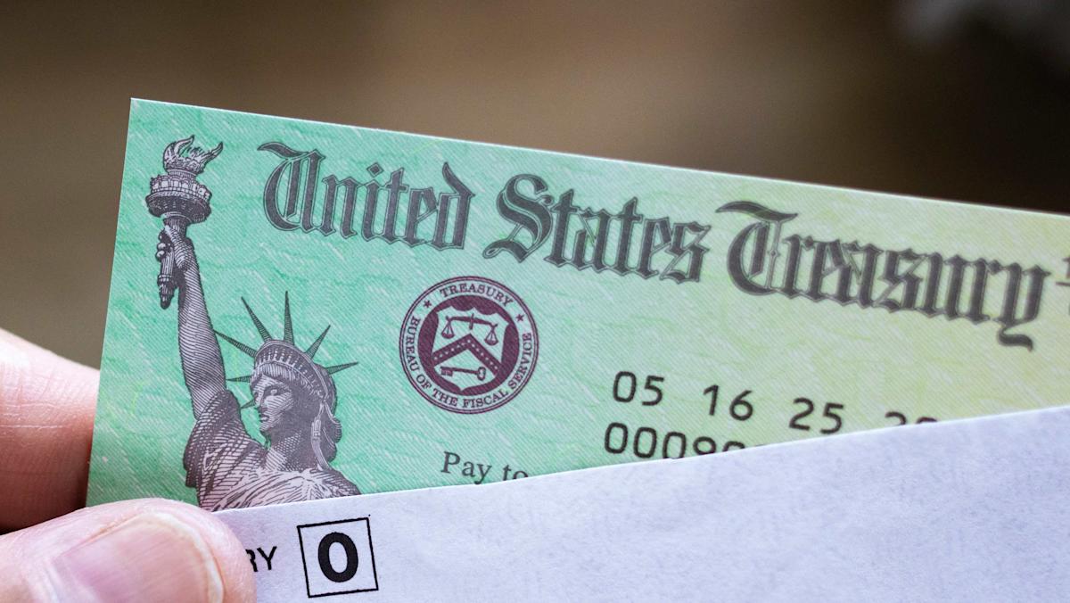 Stimulus boosts asset bubbles, not the economy: Strategist