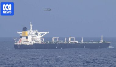 US makes 'bold' grab for oil as financial markets brace for price change