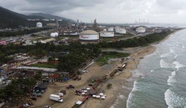 Venezuela says it has the world's largest reserves of crude oil. Making it viable is a whole other problem.