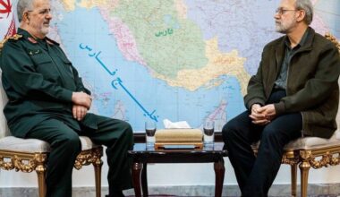 Iran's top security official meets Revolutionary Guard's chief