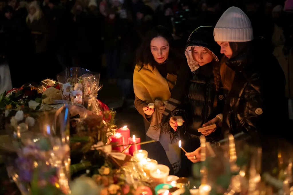 Switzerland to Mourn for 5 Days After Deadly Resort Fire