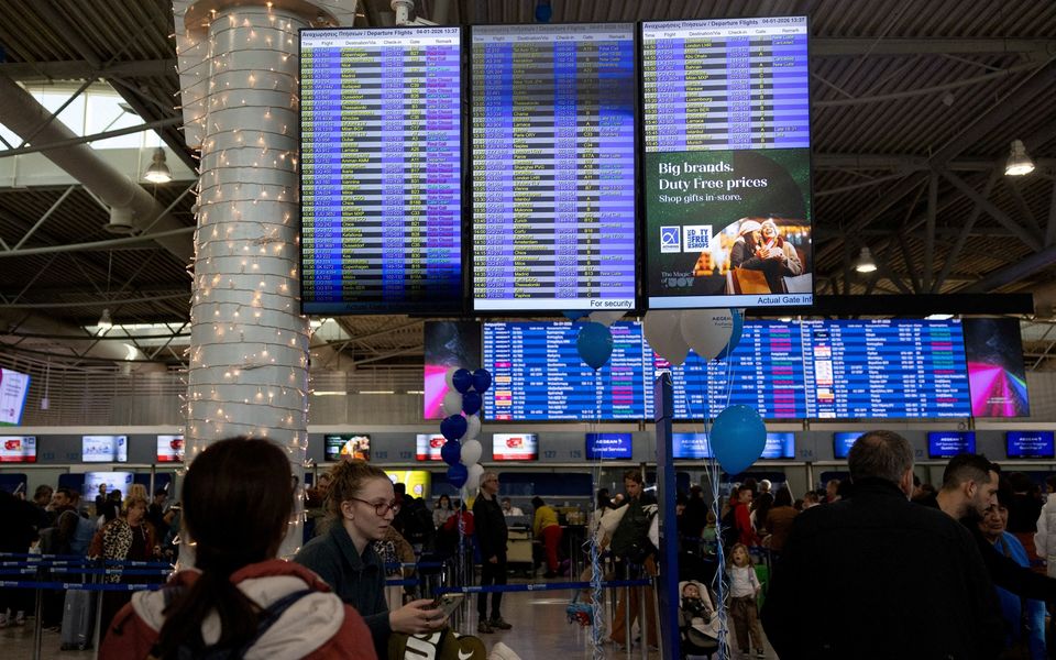 European Parliament keeps three-hour threshold for flight delay compensation