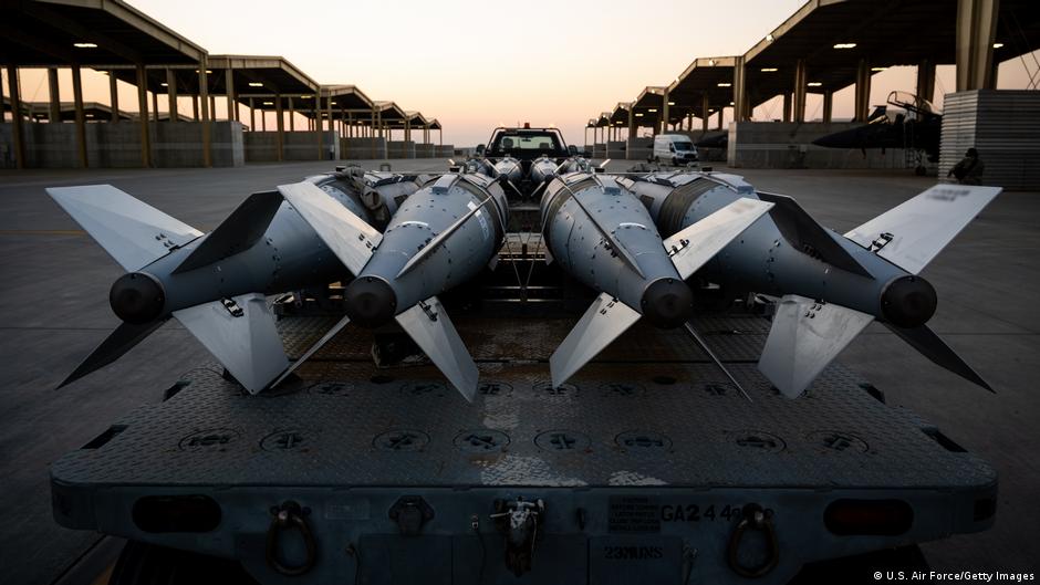 US launches retaliatory strikes against Islamic State – DW – 01/10/2026