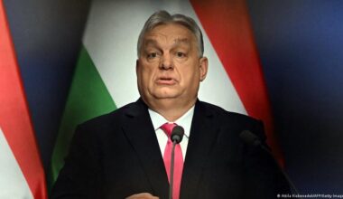 Orban takes in EU politicians accused of corruption