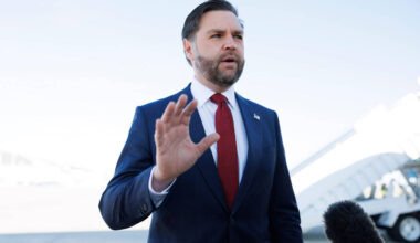 'Suspect in custody' after home of JD Vance vandalised with windows smashed