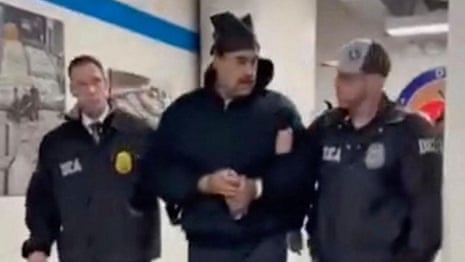 Nicolás Maduro handcuffed and escorted by US federal agents – video