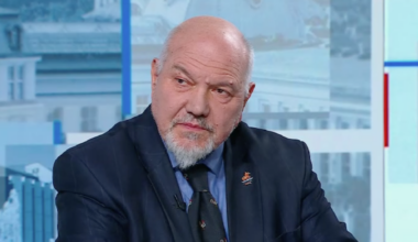 Проф. Александър Маринов: В тези бурни времена България може да остане сама