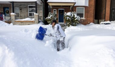 Toronto digs out after a record snowfall