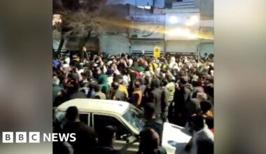 Violent clashes reported as Iran protests spread to more areas