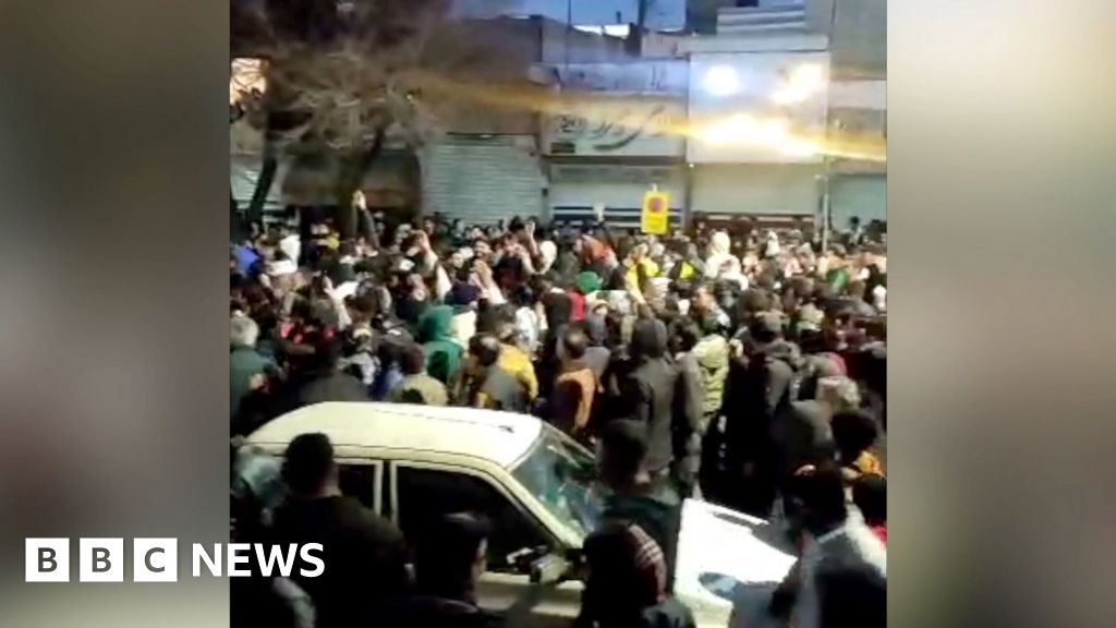 Violent clashes reported as Iran protests spread to more areas