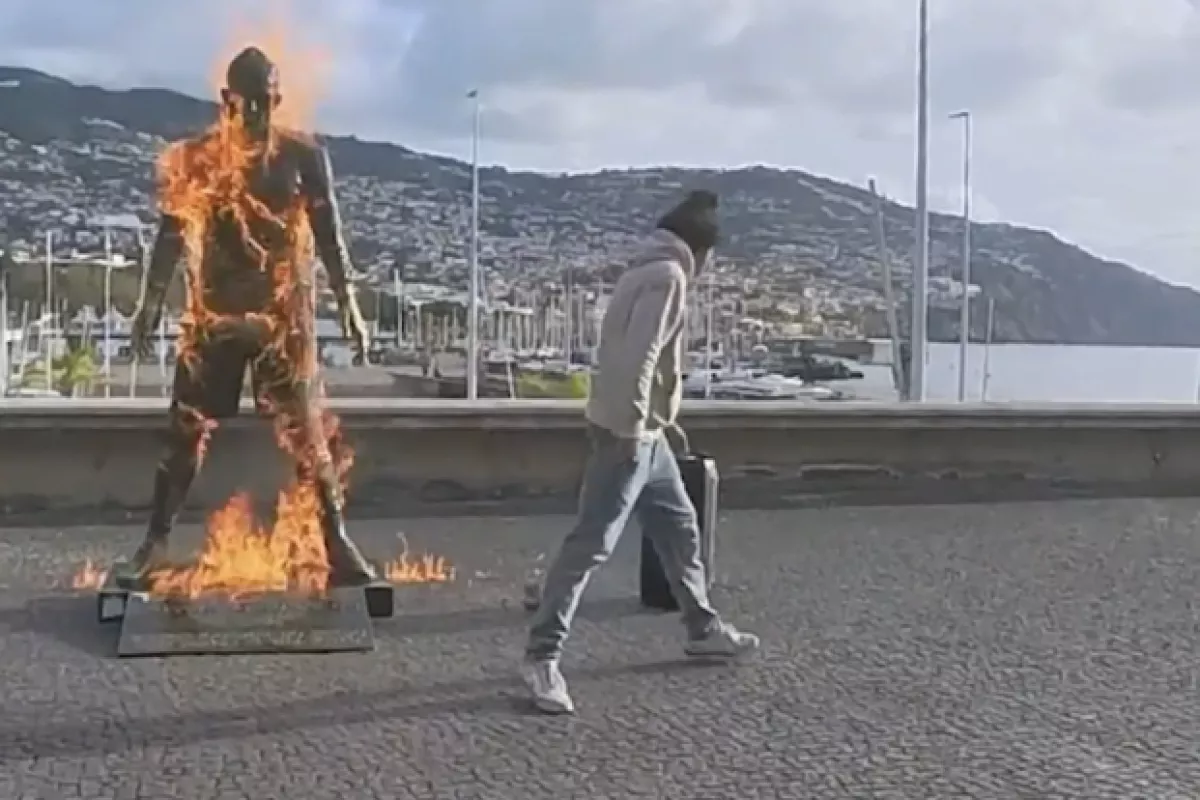 Cristiano Ronaldo statue set on fire in Portugal