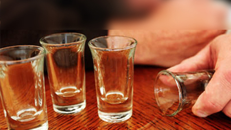 Köpködött és poharakat hajigált a részeg - Kék hírek - Hírek