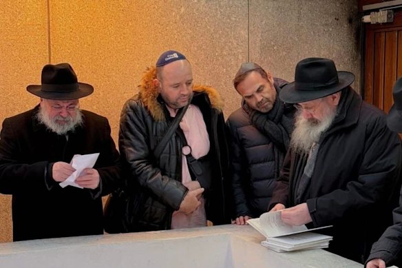 Ahmed al Ahmed with Jewish community leaders.