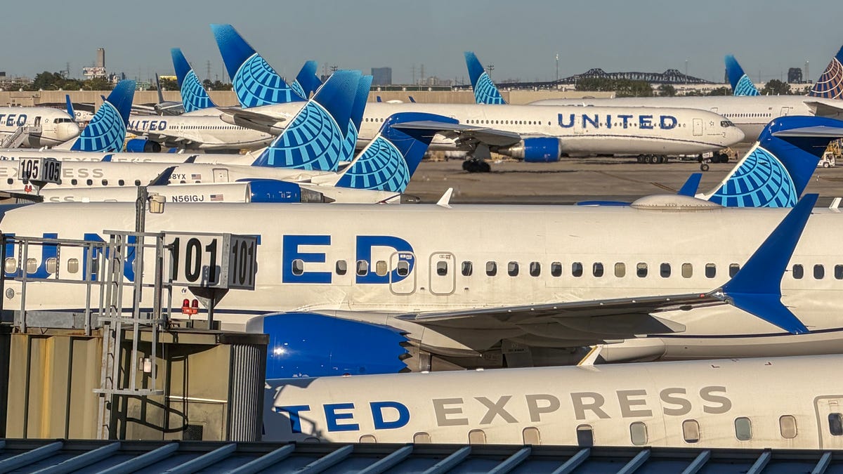 Newark NJ airport new flights, completed projects in 2026