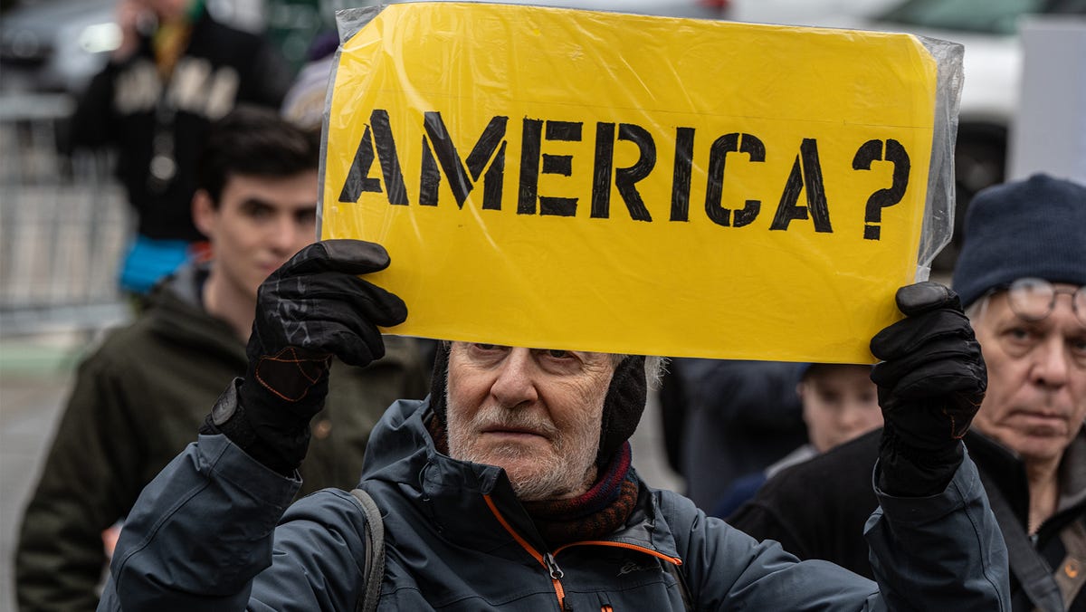 US braces for protests after shootings by immigration agents: Live