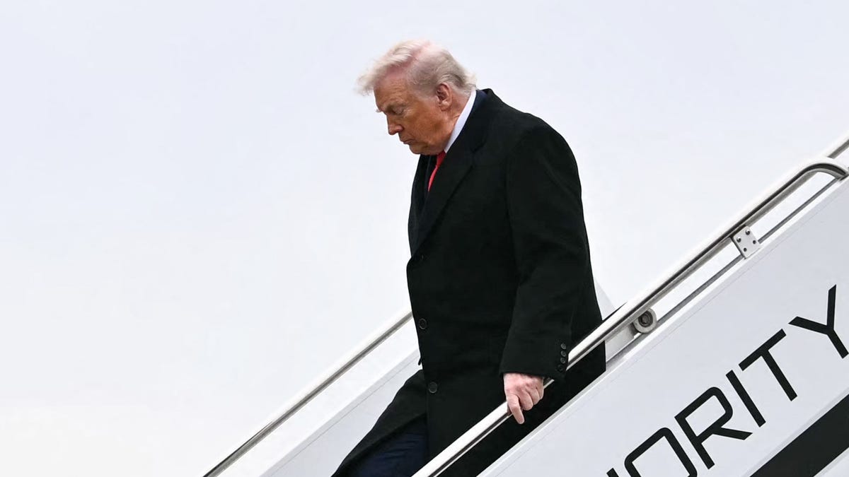 President Trump returns to Michigan for speech on the economy