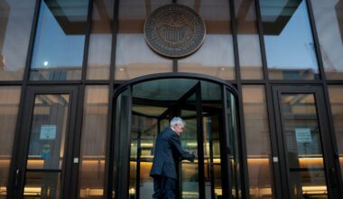 Will the Fed pause interest rates? Powell, Cook investigations loom
