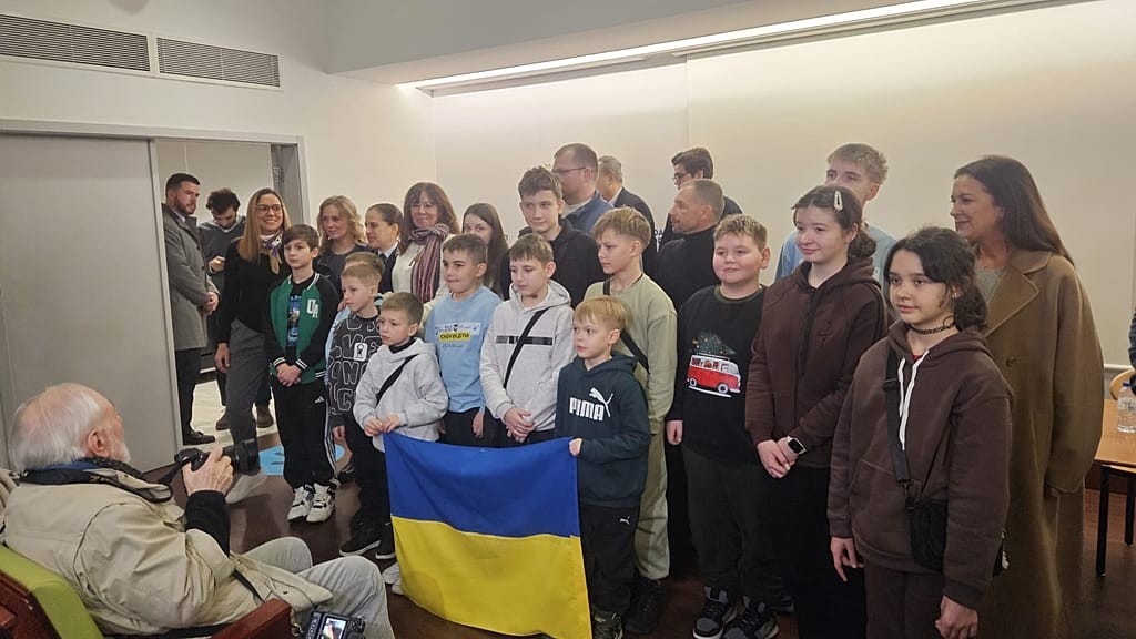 Portugal hosts group of Ukrainian children in civil society initiative