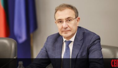 За пръв път и родители ще получават добавки за Коледа и Великден