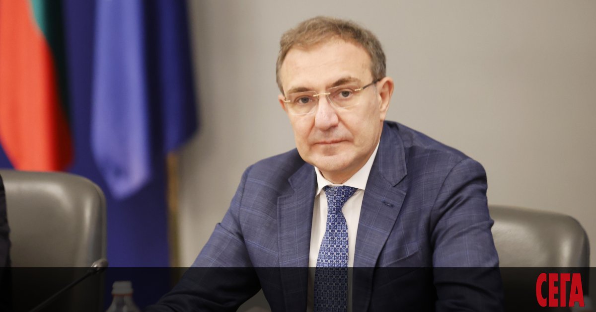 За пръв път и родители ще получават добавки за Коледа и Великден