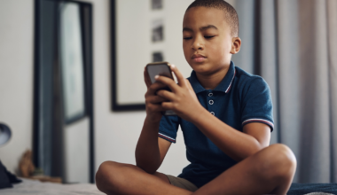 Three tips for helping your family develop healthy screen habits :: WRAL.com