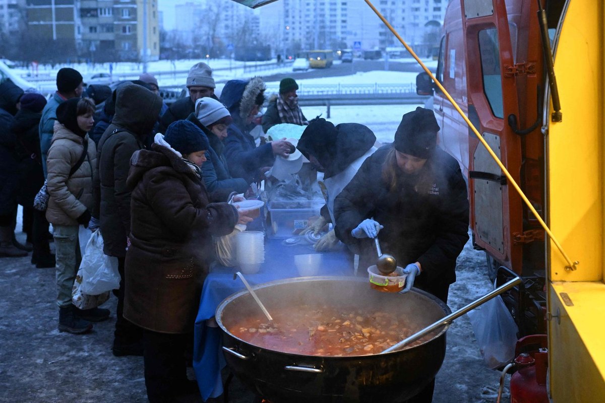 Linnapea Klõtško kutsus elanikke taas Kiievist lahkuma. Kes ei saa, kogugu toitu, vett ja ravimeid