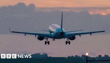 Canadian man poses as pilot to score hundreds of free flights, prosecutors say