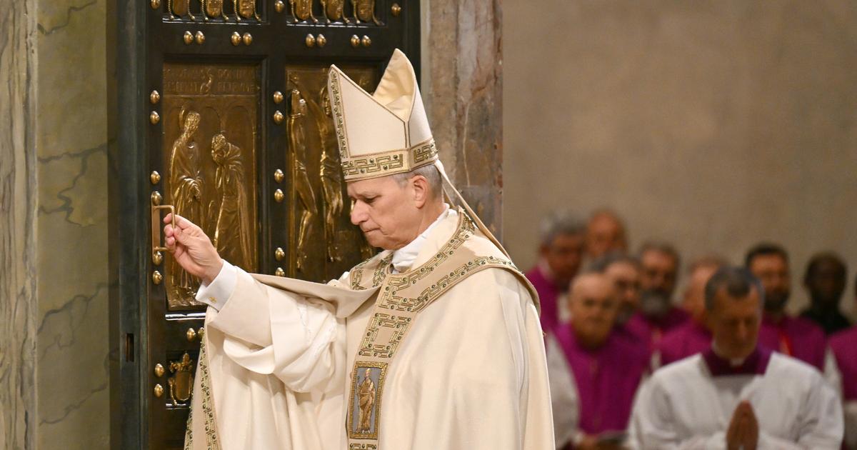 Le pape Léon XIV ferme la "Porte Sainte", marquant la fin de l'année de jubilé