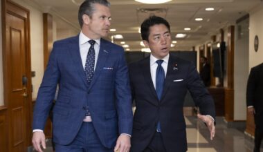 US-Japan Defense Chiefs Vow to Strengthen Alliance