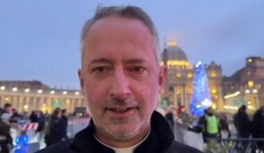 Inside the Vatican: Rare papal treasures unveiled at Mall of America