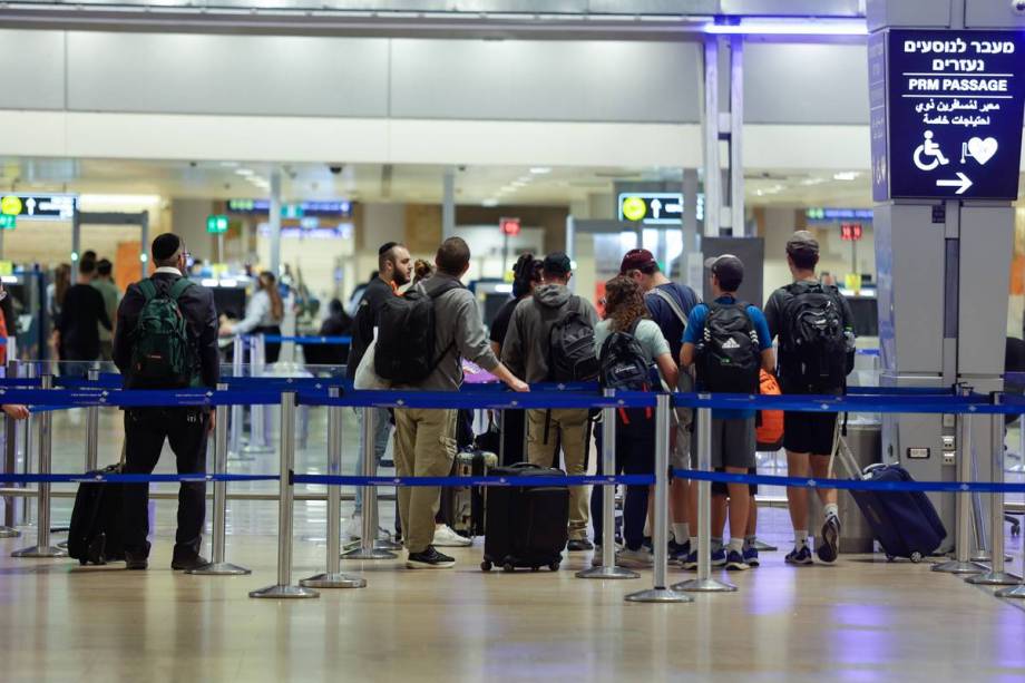 Record Israeli emigration exposes deep crisis at heart of the Zionist project – Middle East Monitor