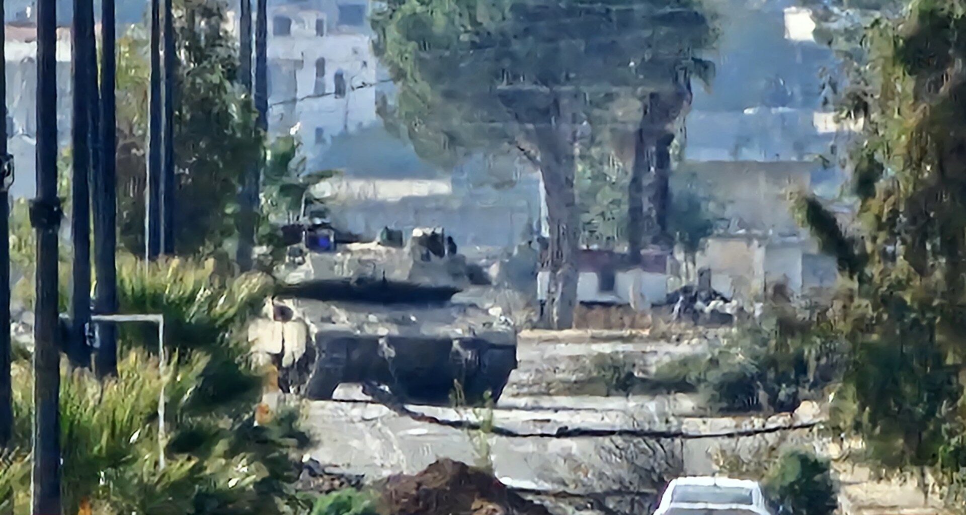 Israeli army vehicles enter Quneitra countryside village in southern Syria | Syria's War News