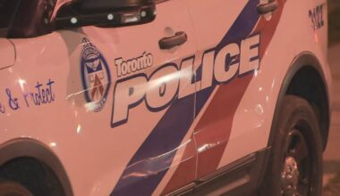 Downtown Toronto apartment stabbing: 1 in hospital