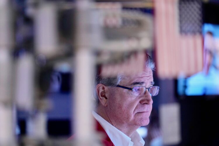 Wall Street rises toward records amid mixed data on the job market | News, Sports, Jobs