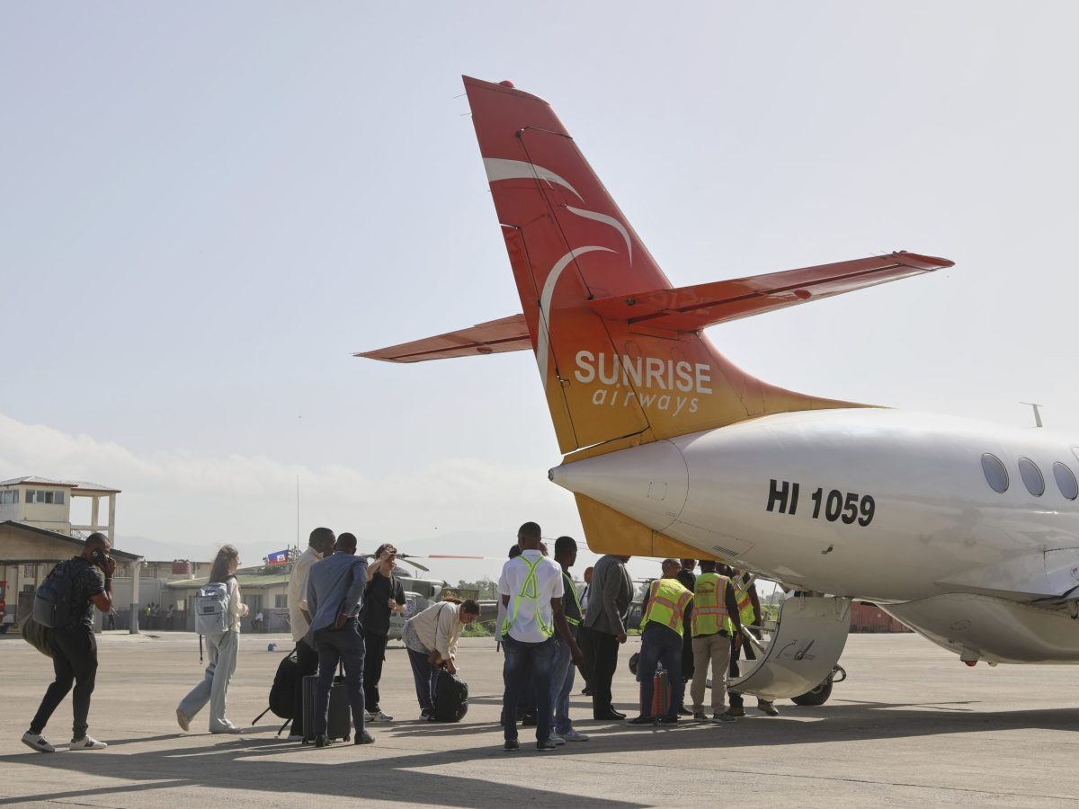 Panama bans flights from Haiti