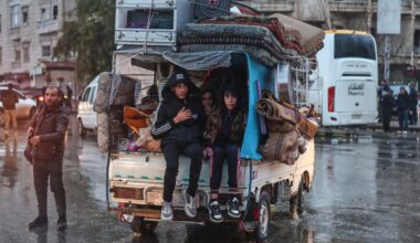 Syrian army renews Aleppo strikes as Kurdish fighters refuse to budge | Syria's War News