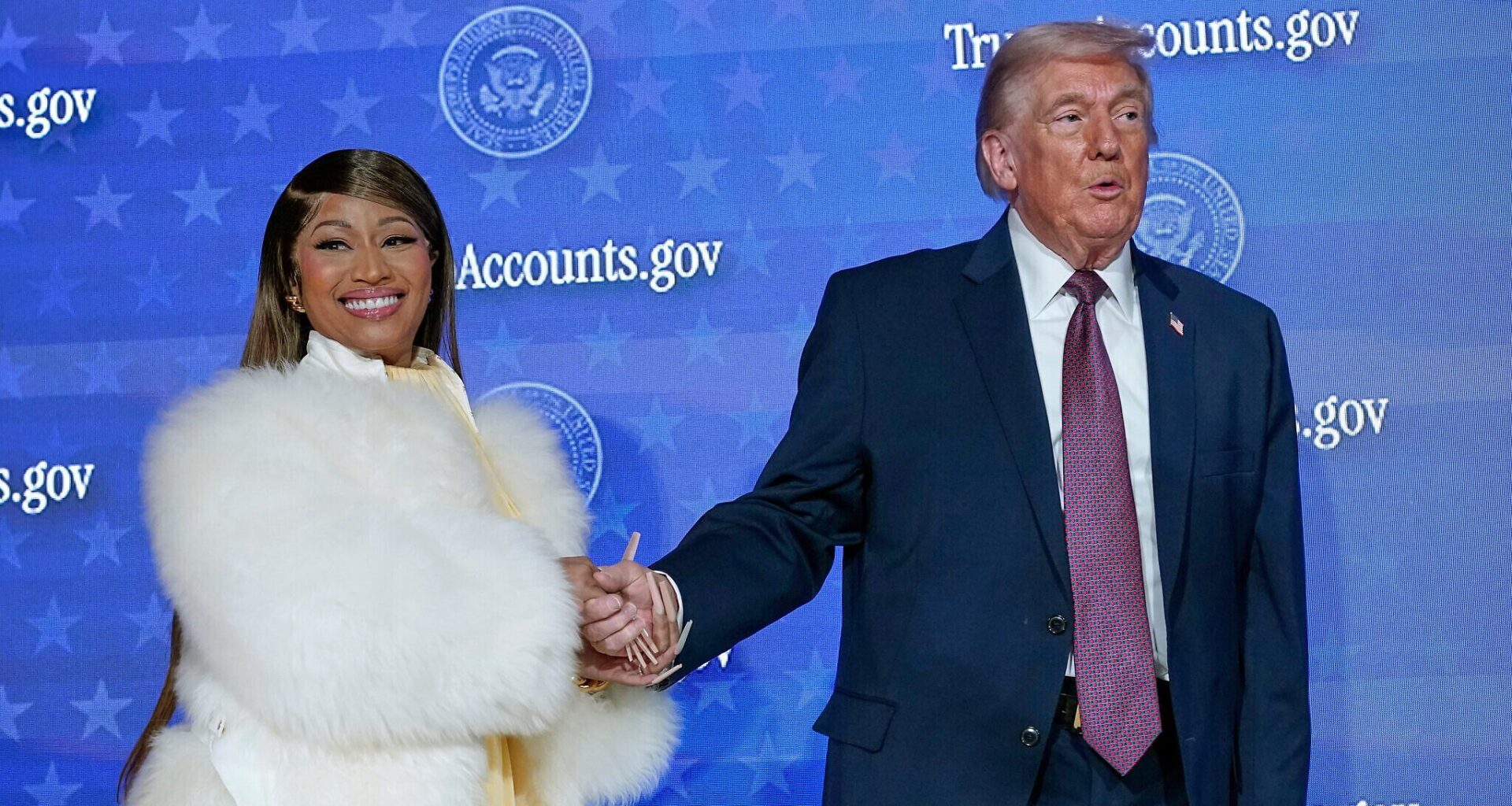 Trump wants to create conditions for 'regime change' in Iran -- US sources