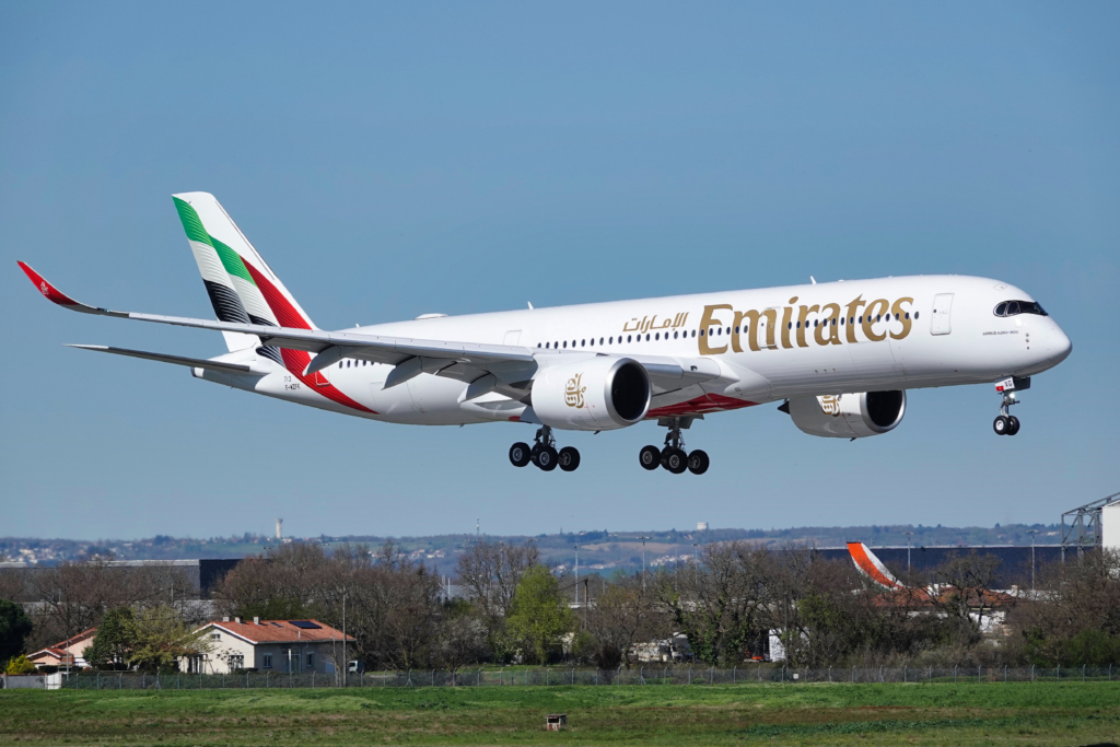 Emirates A350-900
