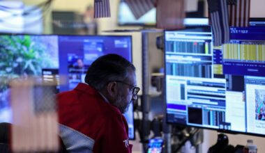 Premarket: Wall Street futures dip ahead of JPMorgan earnings, inflation data