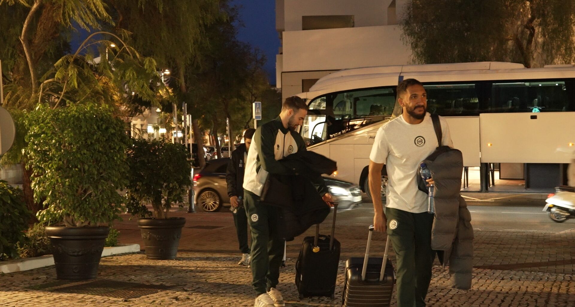 Winterweer in Nederland zorgt voor vertraging richting Marbella