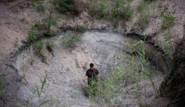 Hungary's 'water guardian' farmers fight back against desertification