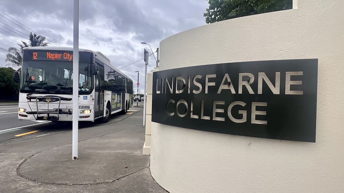 Hawke’s Bay parents frustrated at new goBay routes as students face longer walks and late arrivals