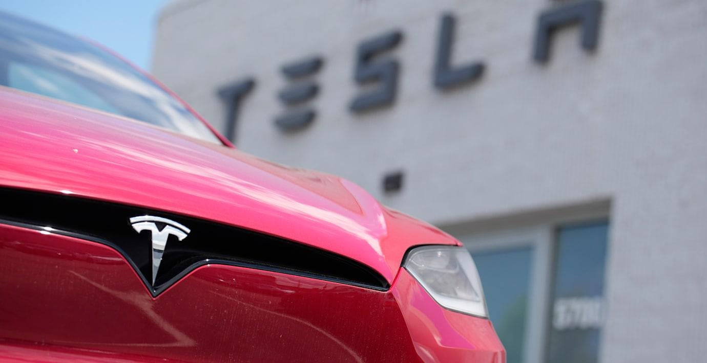 Fortsatt kollaps för Tesla i Sverige