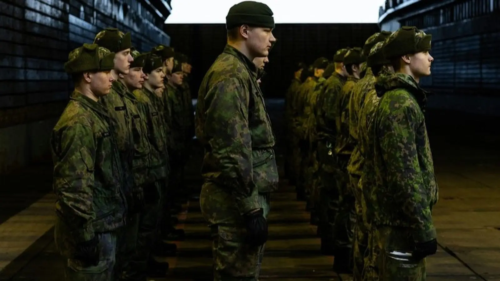 NATO Rejects European Army Idea, Backs US Alliance