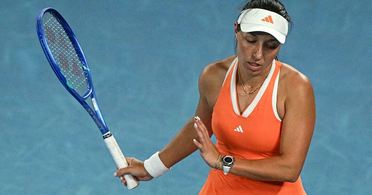 Australian Open 2026 live updates: Pegula in second-set tiebreak in women's semifinal