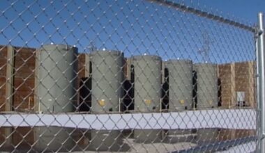 Scott pushes lawmakers to reconsider nuclear energy in Vermont