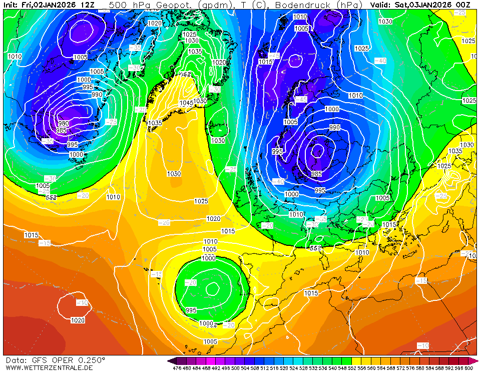 Vikend bo v znamenju postopne ohladitve, ponekod tudi nekaj snežink