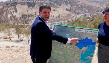 Israel moves to launch settlement project east of Jerusalem, issues 45-day notice – Middle East Monitor