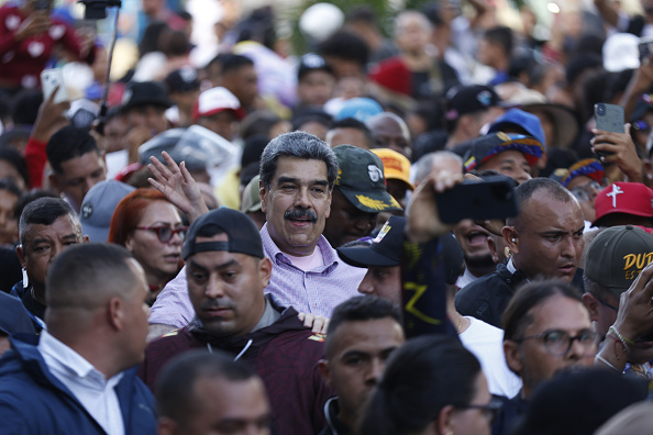 Maduro supporters rally in Caracas on Youth Day